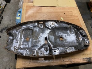 10サビ、塗装剥離研摩